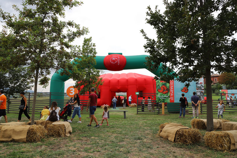 Entrata alla Festa del Pomodoro di Rivalta