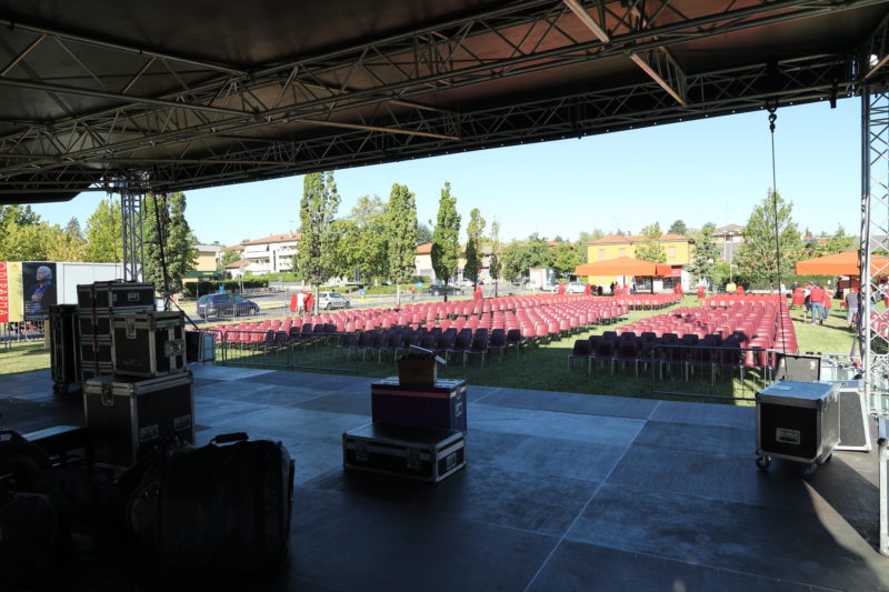 Palco del concerto di Gino Paoli alla Festa del Pomodoro a Traversetolo